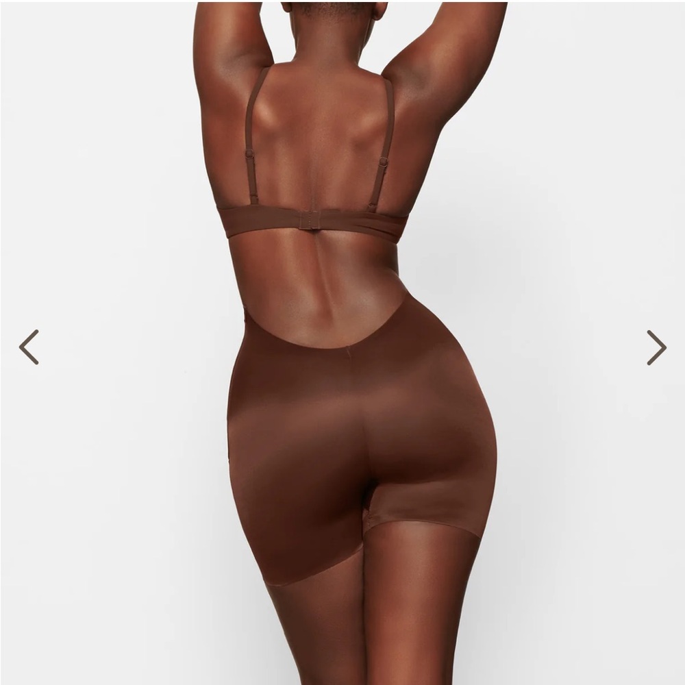 SKIMS SIMPLY BARE LOW BACK SHORT-COCOA - Picture 4 of 4